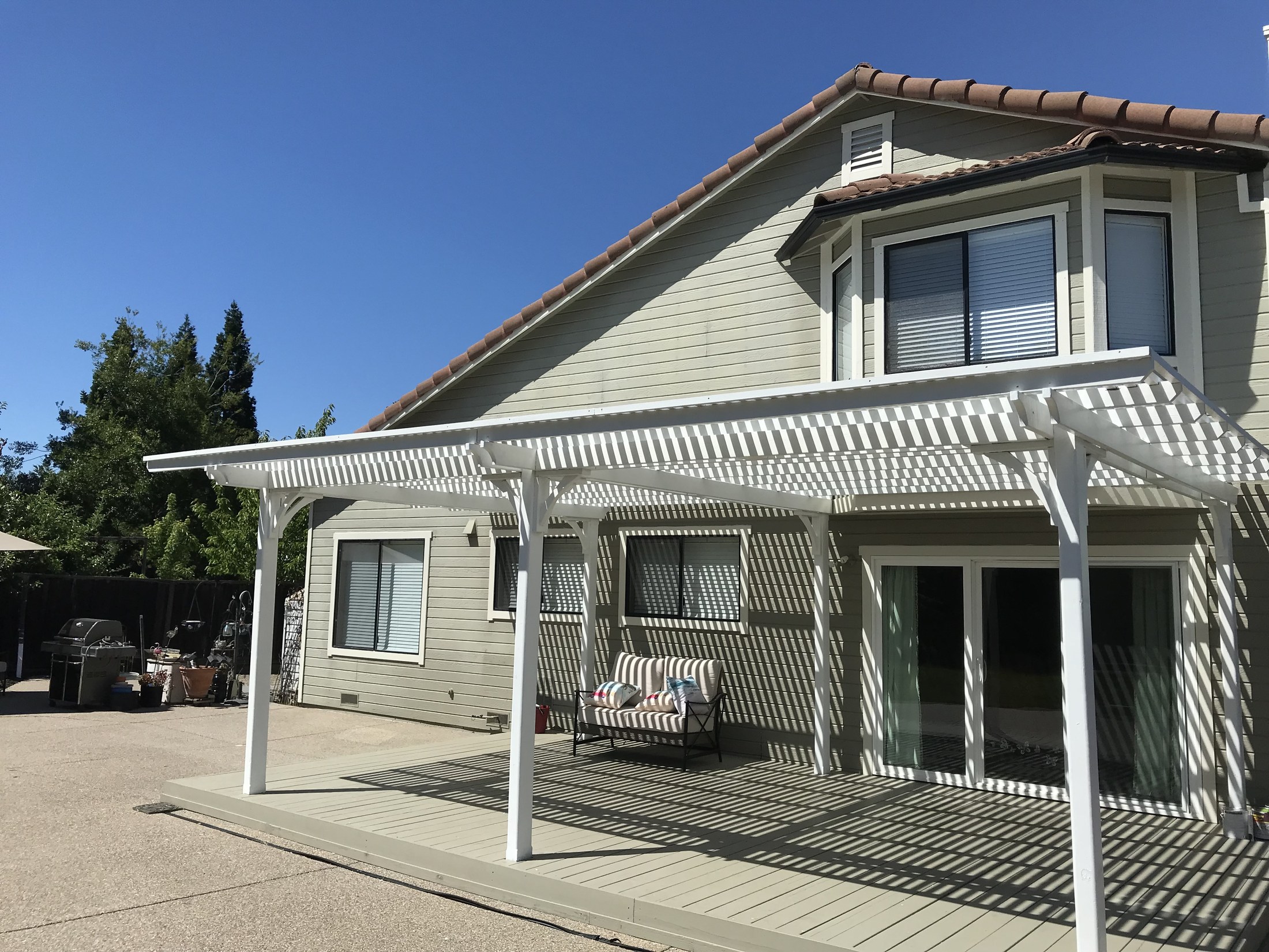 Finished exterior pergola structure by 360 Construction JN