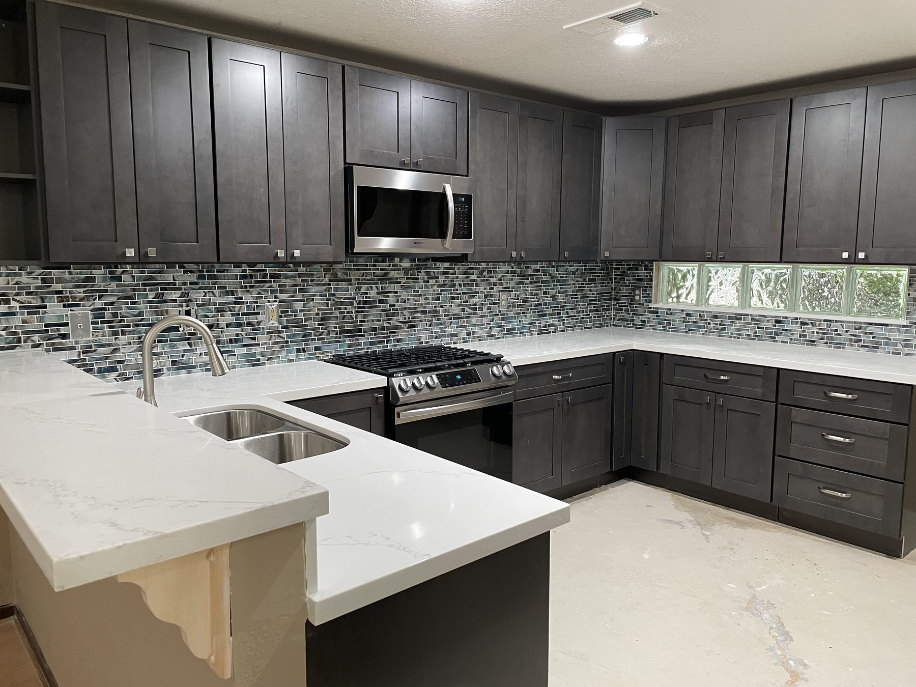 Finished kitchen remodeling photo