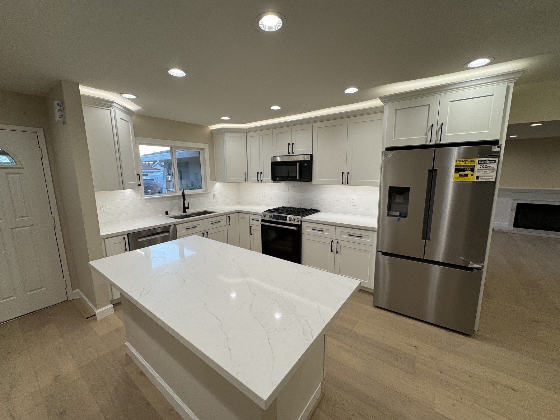 Finished kitchen remodeling photo